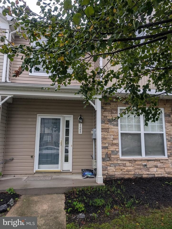 128 Nob Hill Road - Photo 2 of 30