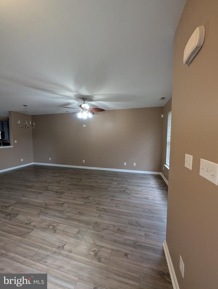 128 Nob Hill Road - Photo 3 of 30