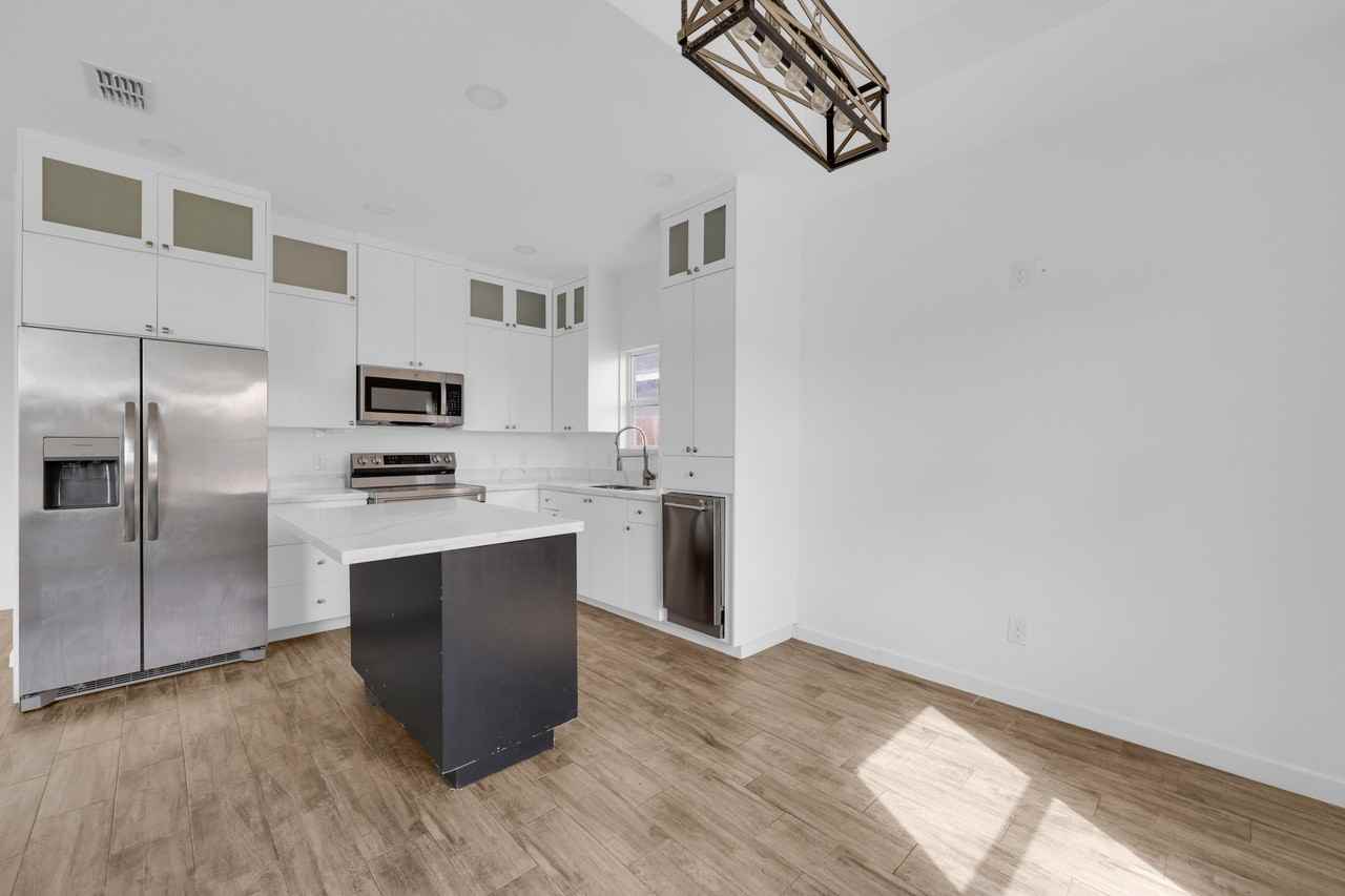 10921 N Sugar Bear Dr - Photo 7 of 24