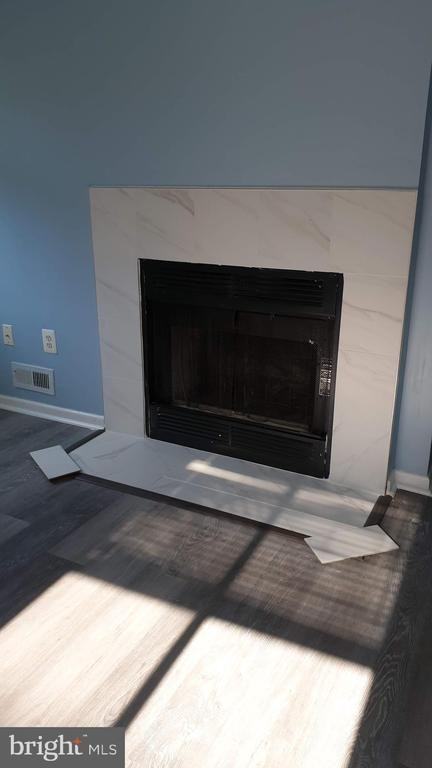 137 Hampshire Dr - Photo 3 of 38