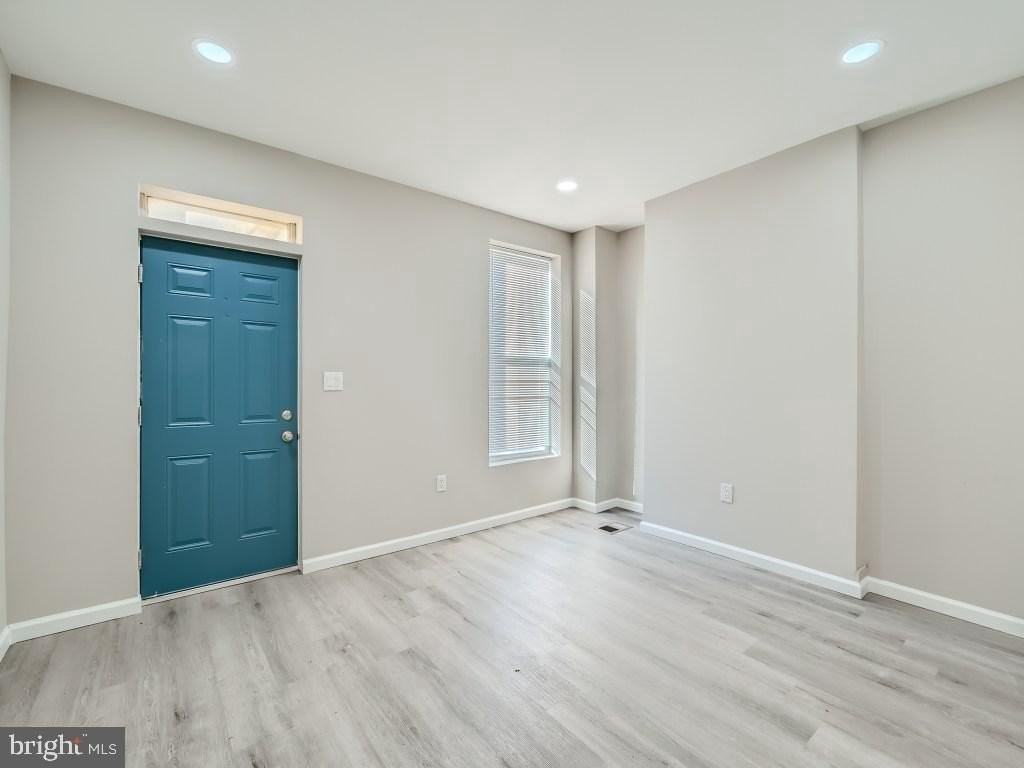 1324 W Pratt St - Photo 6 of 28