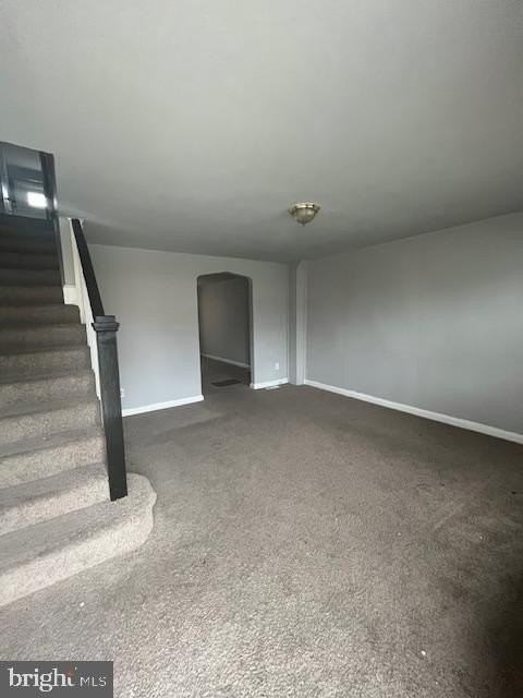 5045 Pembridge Avenue - Photo 2 of 10