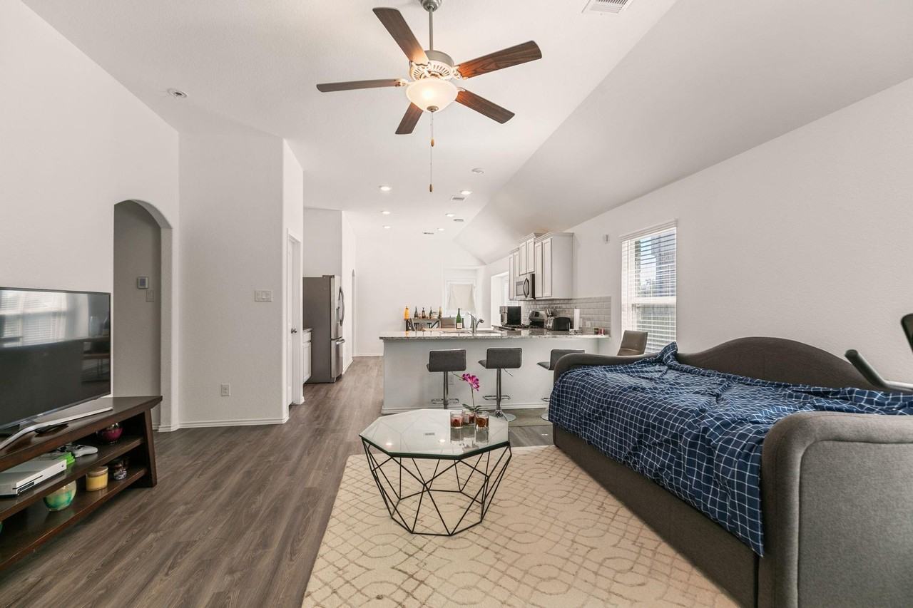 10014 Granite Grove Drive - Photo 5 of 25