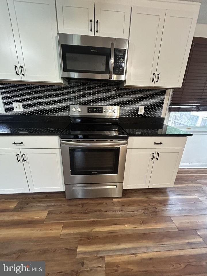 26326 Skyview Dr - Photo 4 of 13