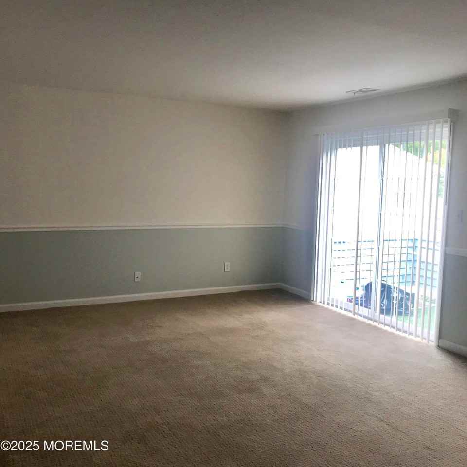 336 Sequoia Ct - Photo 6 of 17