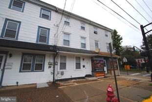 229 E Broad St - Photo 1 of 1