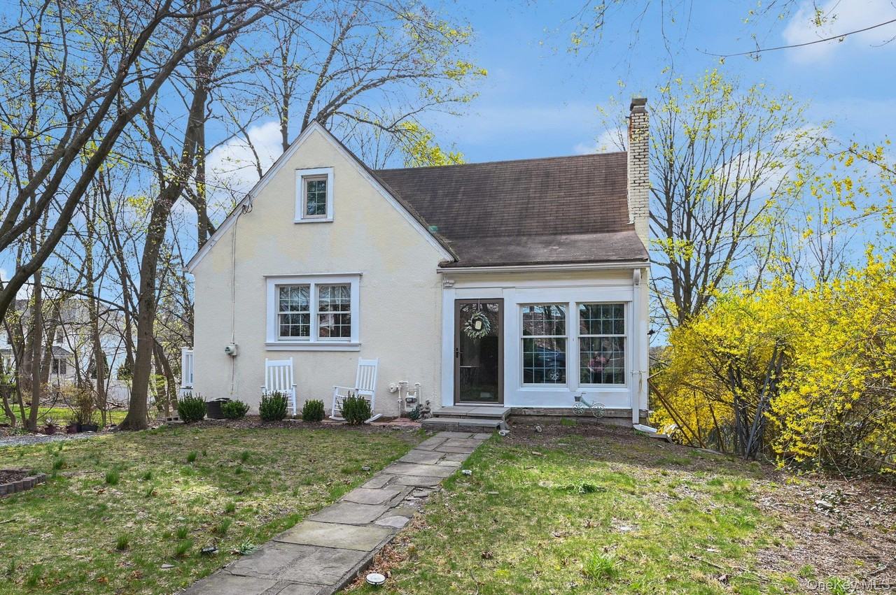 15 North Henry Street - Photo 2 of 41