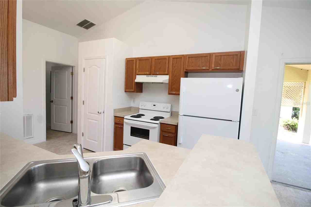 439 Gentle Breeze Dr - Photo 4 of 19