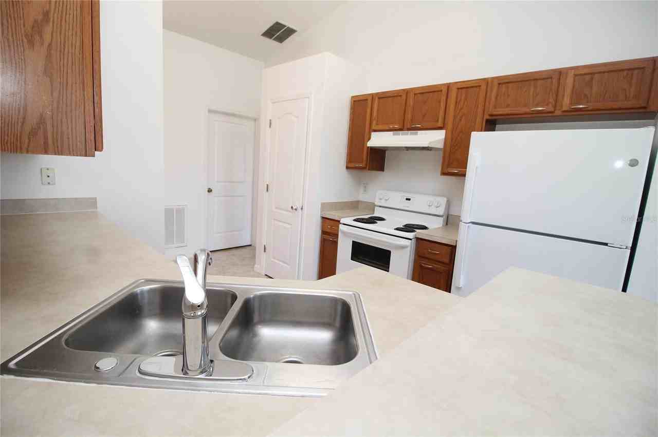 439 Gentle Breeze Dr - Photo 5 of 19