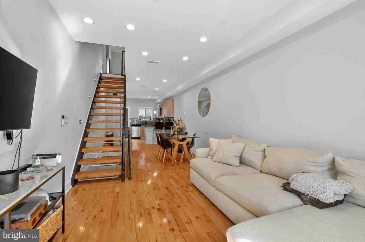 427 West Norris Street - Photo 2 of 35