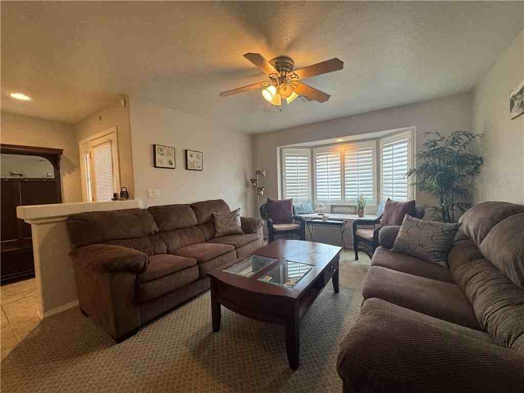 726 Riverfront Dr - Photo 3 of 19