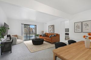 featured image of 1109 Hidden Lakes Dr