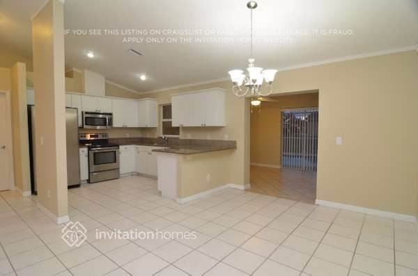 4010 Sw 1st Ave - Photo 4 of 11