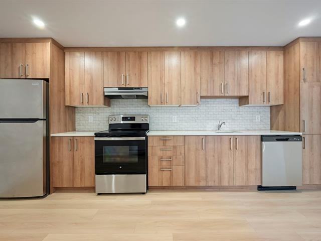 1625 Boulevard De Maisonneuve Ouest #406 - Photo 2 of 20