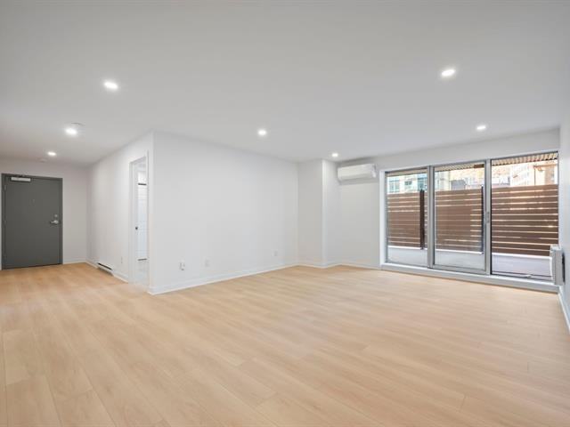 1625 Boulevard De Maisonneuve Ouest #406 - Photo 3 of 20