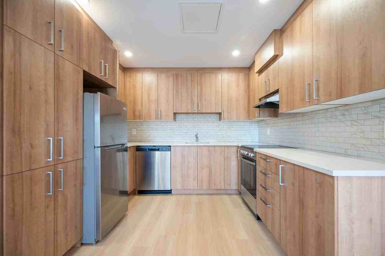 1625 Boulevard De Maisonneuve Ouest #403 - Photo 6 of 20