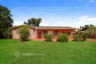 3207 49th Avenue Dr W - Photo 1 of 1