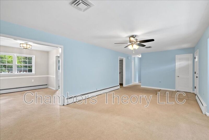 919 Ednor Rd - Photo 6 of 36