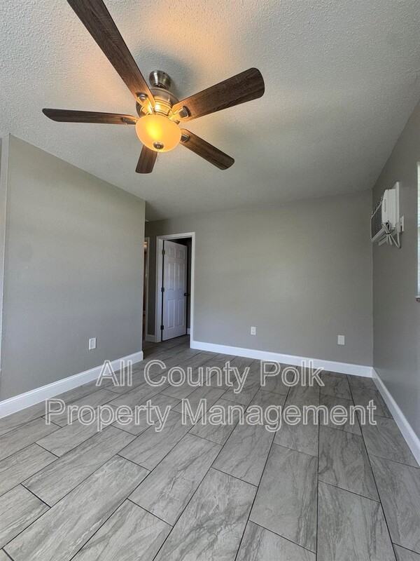 1110 W Lime St - Photo 4 of 18