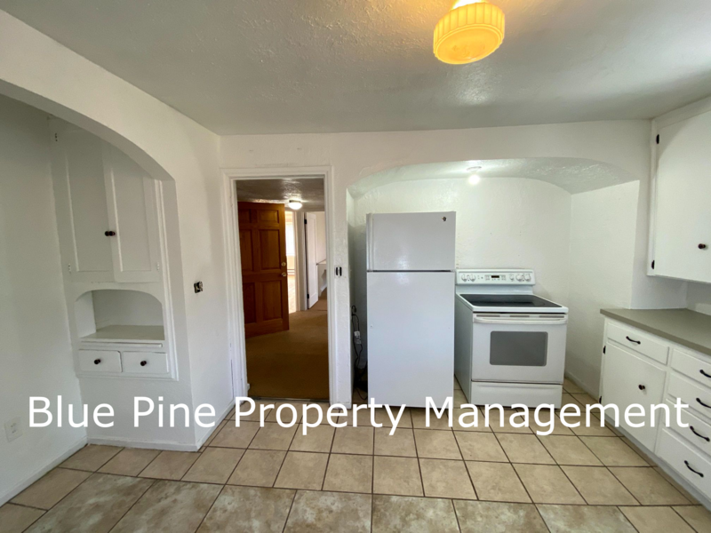 128 4th St - Photo 3 of 12