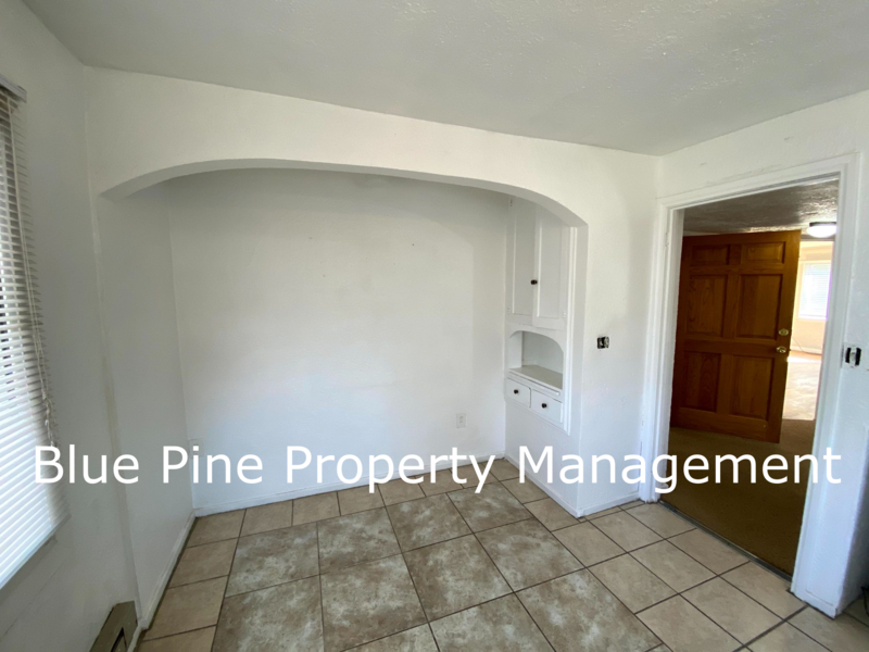 128 4th St - Photo 4 of 12
