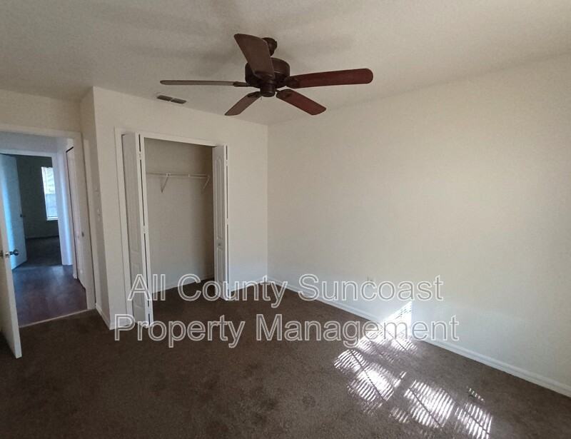 11922 117th St - Photo 5 of 8