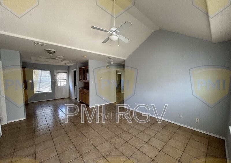 2508 Toledo Ave #4 - Photo 2 of 15