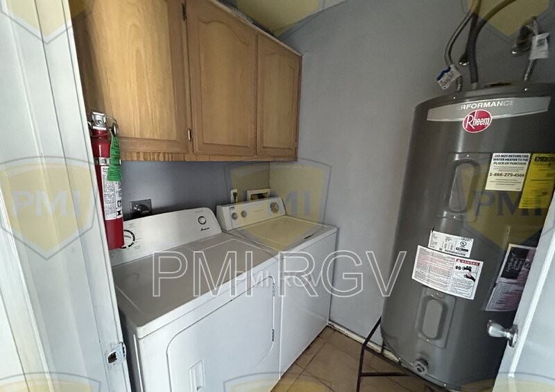 2508 Toledo Ave #4 - Photo 5 of 15