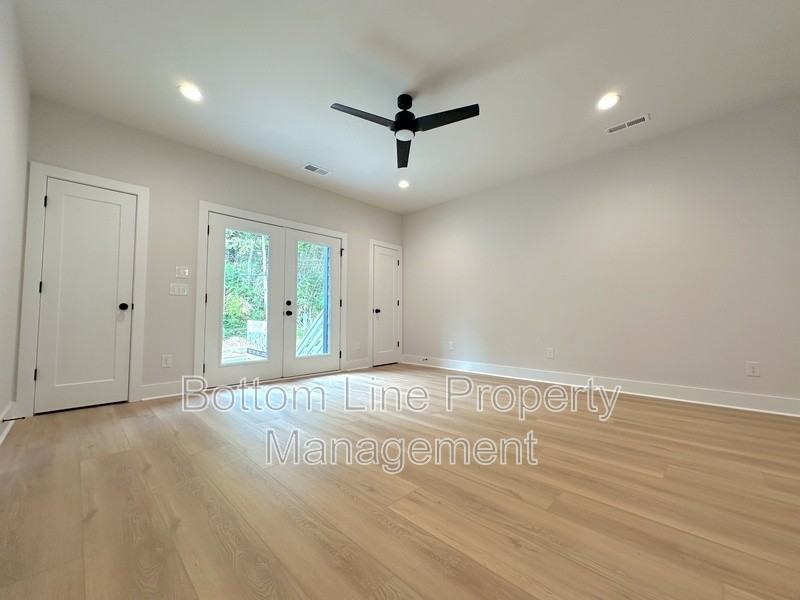 1358 Briar Creek Rd - Photo 3 of 35