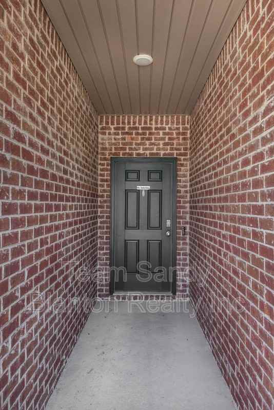 7584 Burnside Loop - Photo 3 of 30