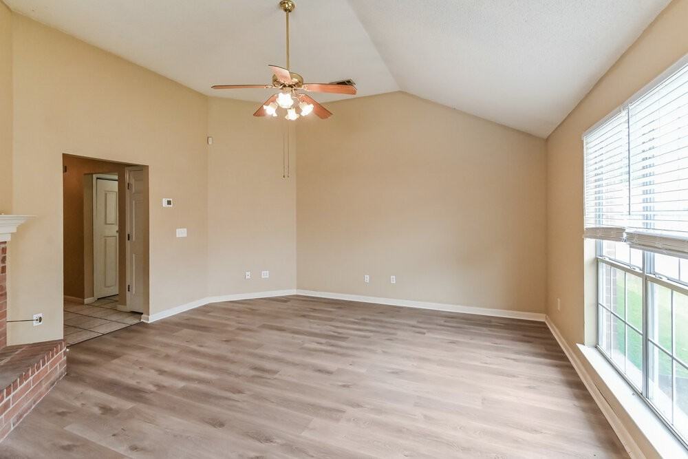 8090 Bensford Ln - Photo 3 of 16