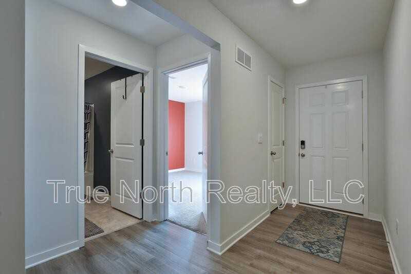 5904 Annaberg Dr - Photo 6 of 35