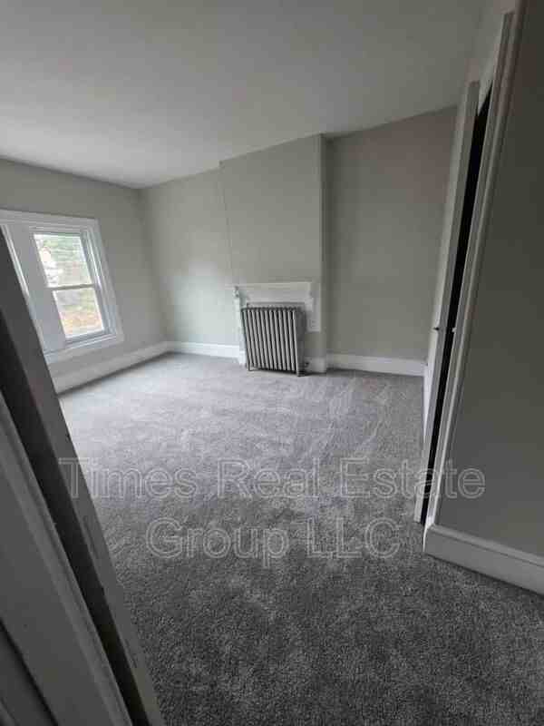 265 N Hanover St #2 - Photo 3 of 9