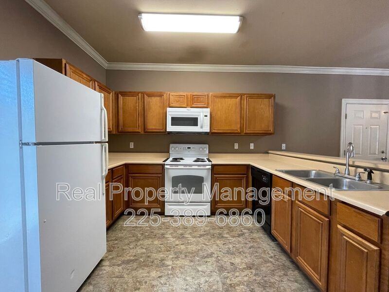 31855 Louisiana Ave #604 - Photo 2 of 18