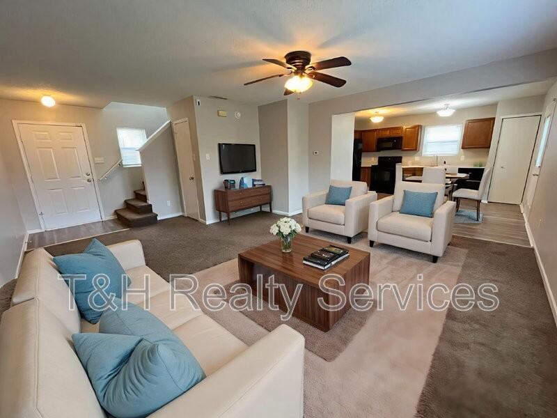 6307 Alonzo Dr - Photo 3 of 22