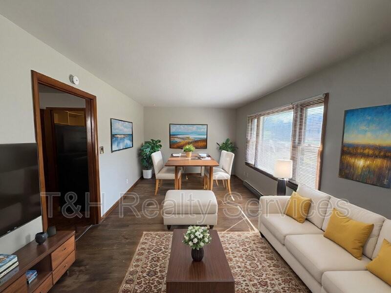 6212 Eastridge Drive - Photo 3 of 16