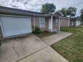 featured image of 2335 Patrick St