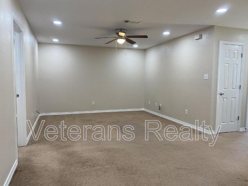 18 Grand Lido - Photo 4 of 25