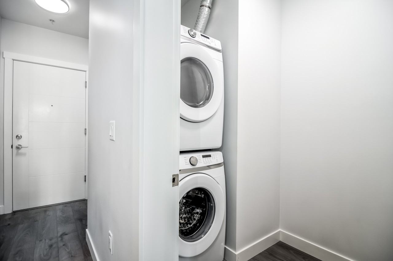 20696 Eastleigh Crescent #213 - Photo 6 of 19