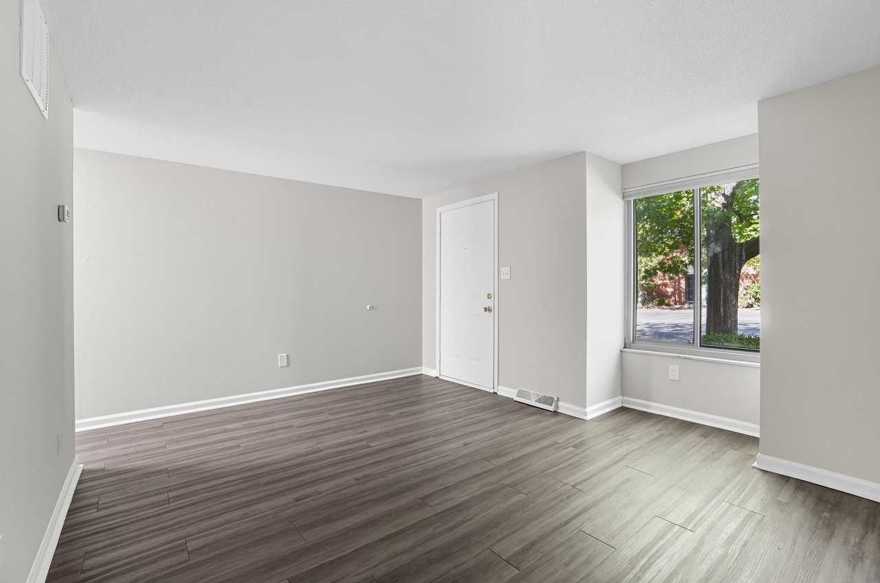 Coventry Court - Photo 7 of 50