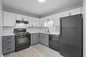 featured image of 700 Candlelite Ct