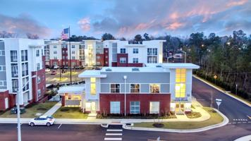 featured image of 104 Price St