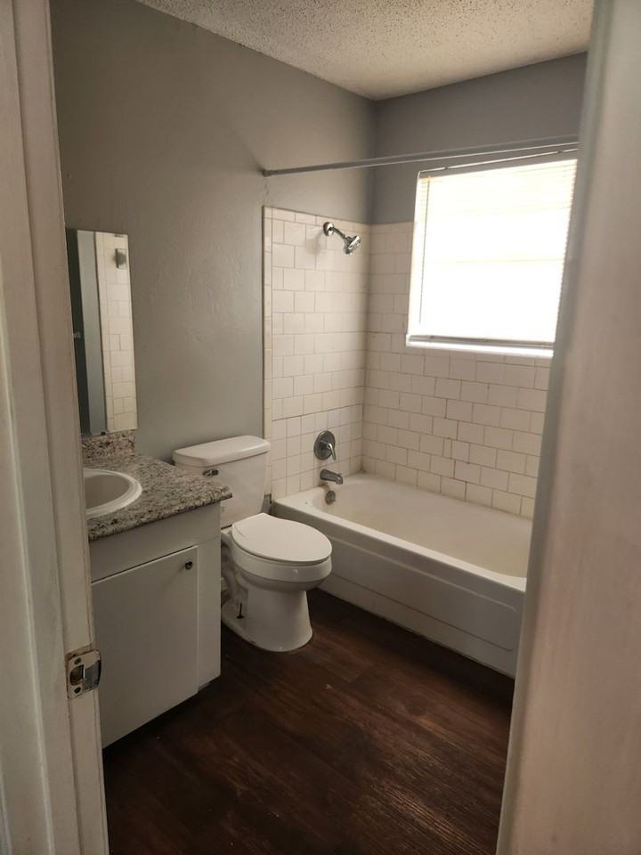 Riveredge Apartments - Photo 5 of 6