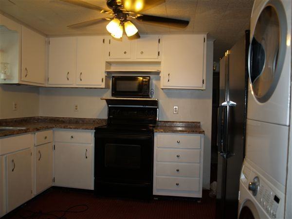 206 Water St - Photo 3 of 12