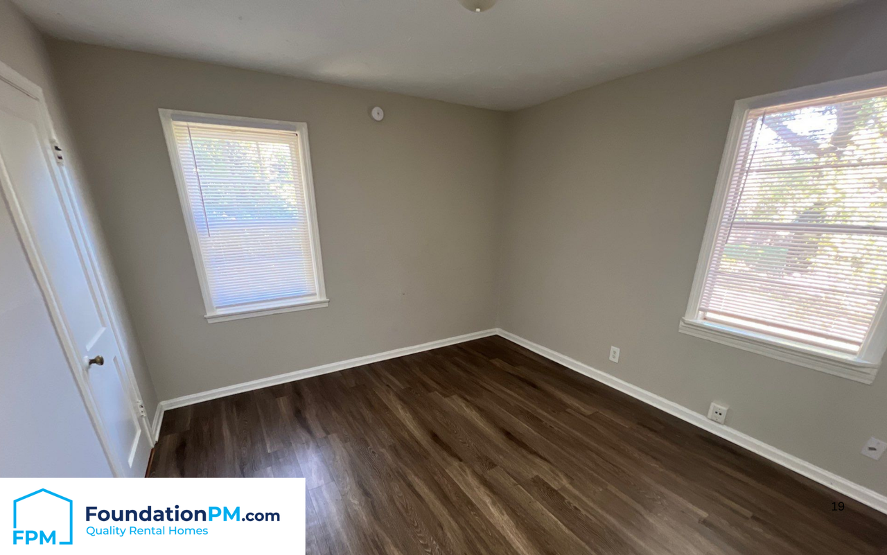 125 Eastview Drive - Photo 5 of 19