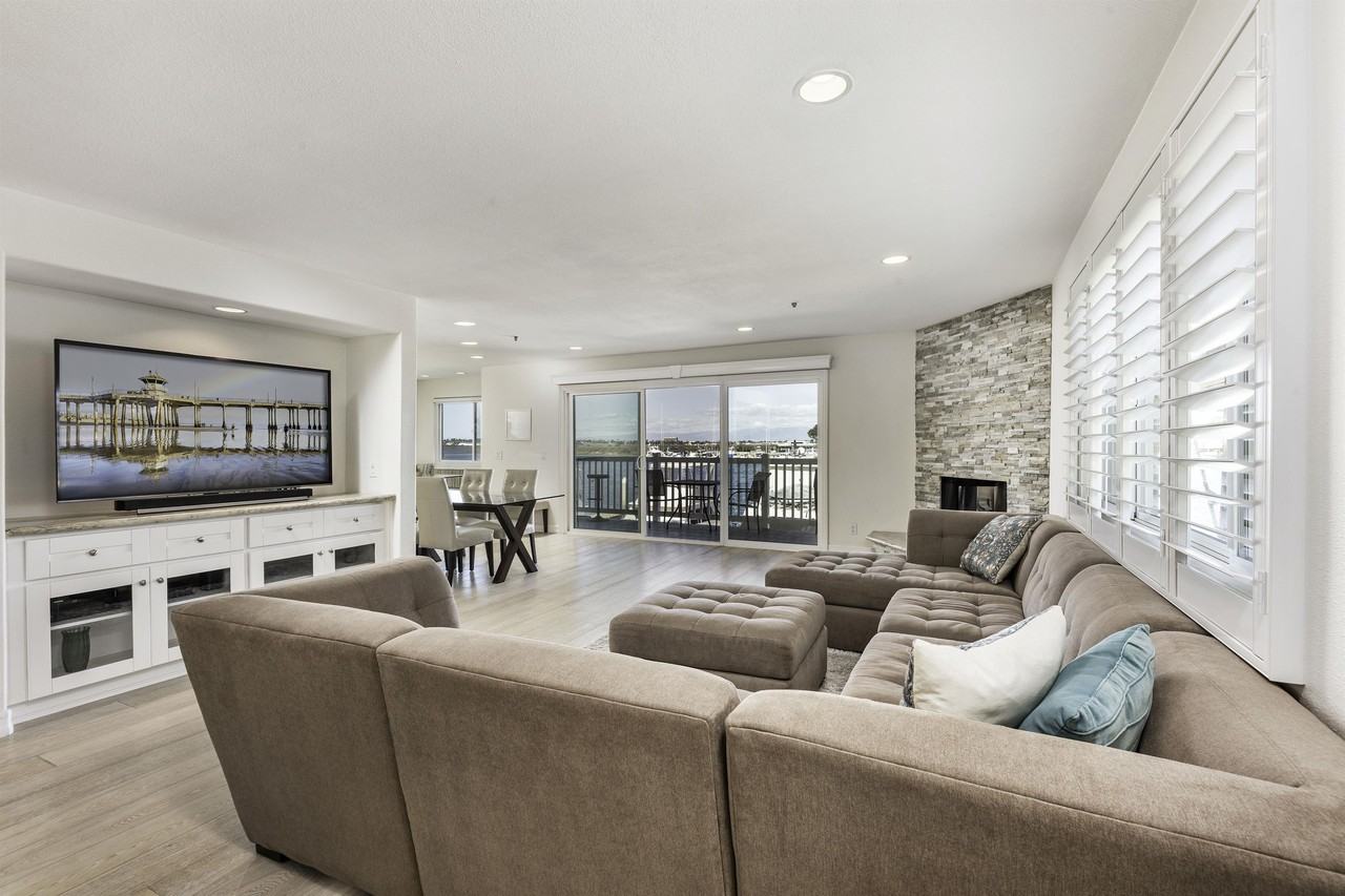 Pacific Cir. - 16255, #103 - Photo 3 of 48