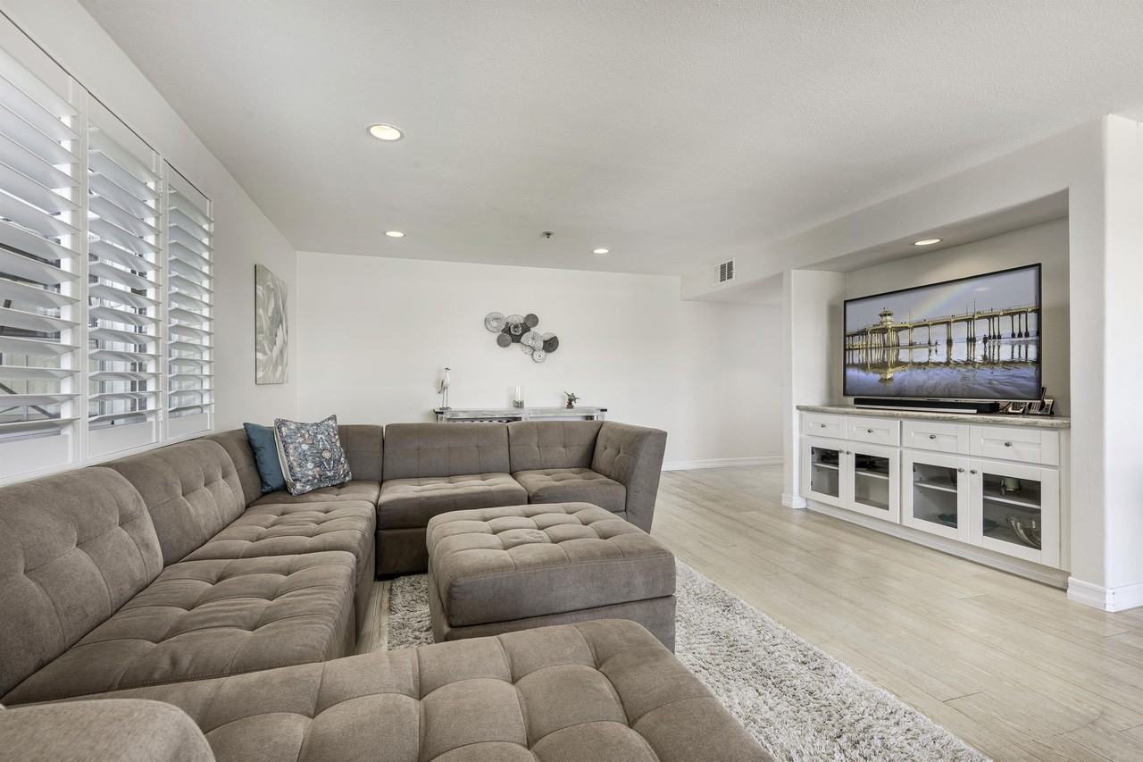 Pacific Cir. - 16255, #103 - Photo 6 of 48