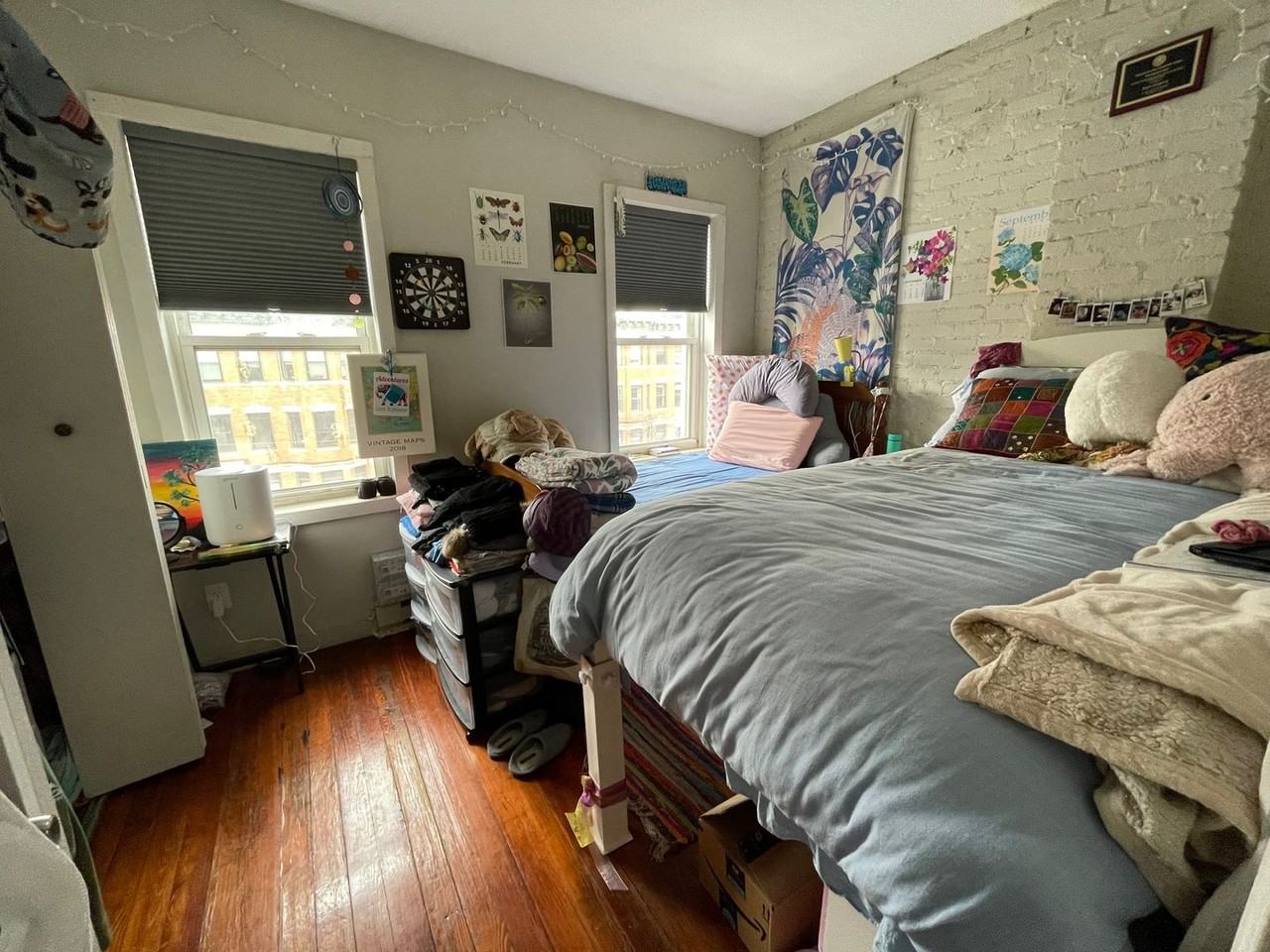 894 Huntington Ave - Photo 4 of 5