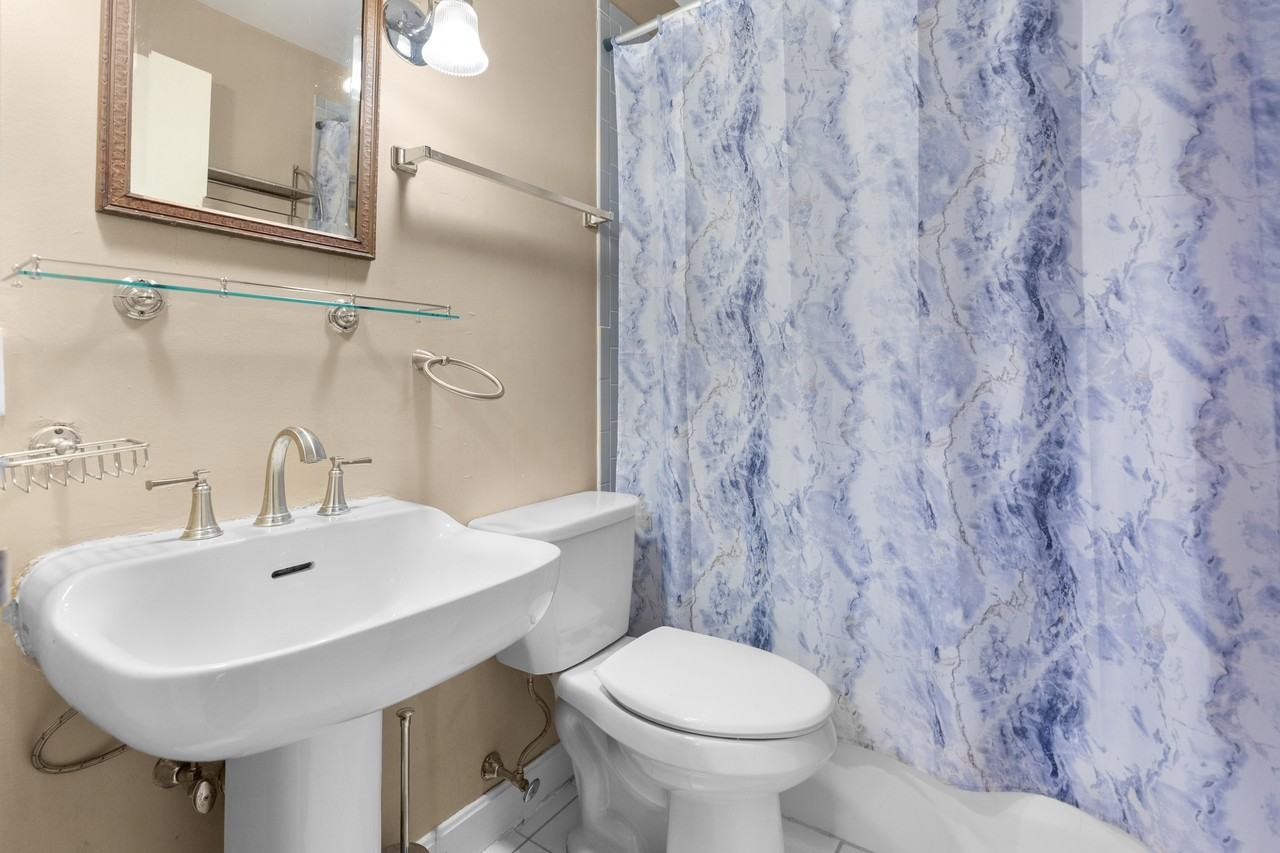 144 Benefit Street - Photo 7 of 7