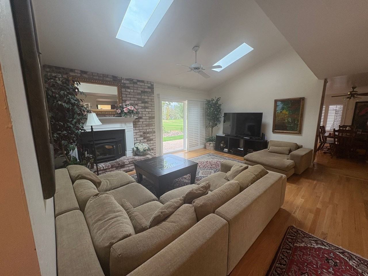 19566 Chaffee Cir - Photo 4 of 18